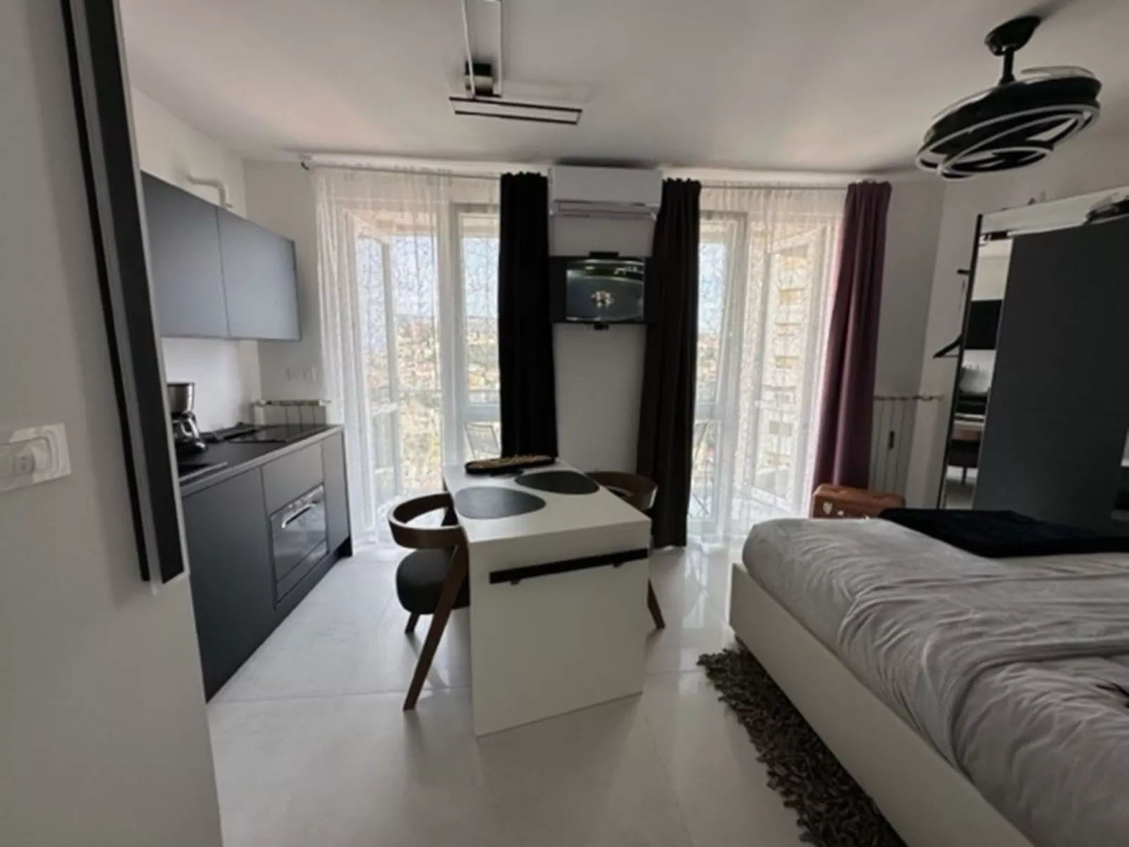 Fiorino Apartment-Studio Rijeka mit Balkon