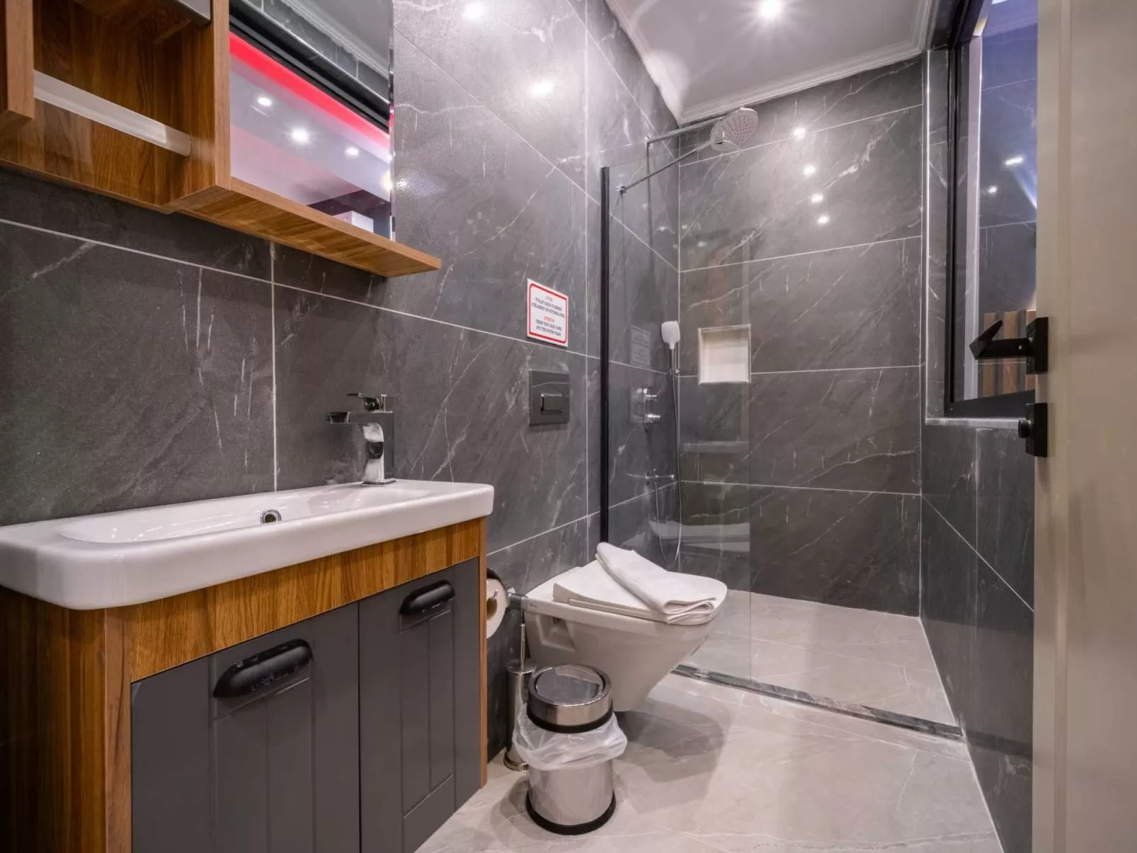 Luxuriöse Villa "Sard 3" mit Jacuzzi