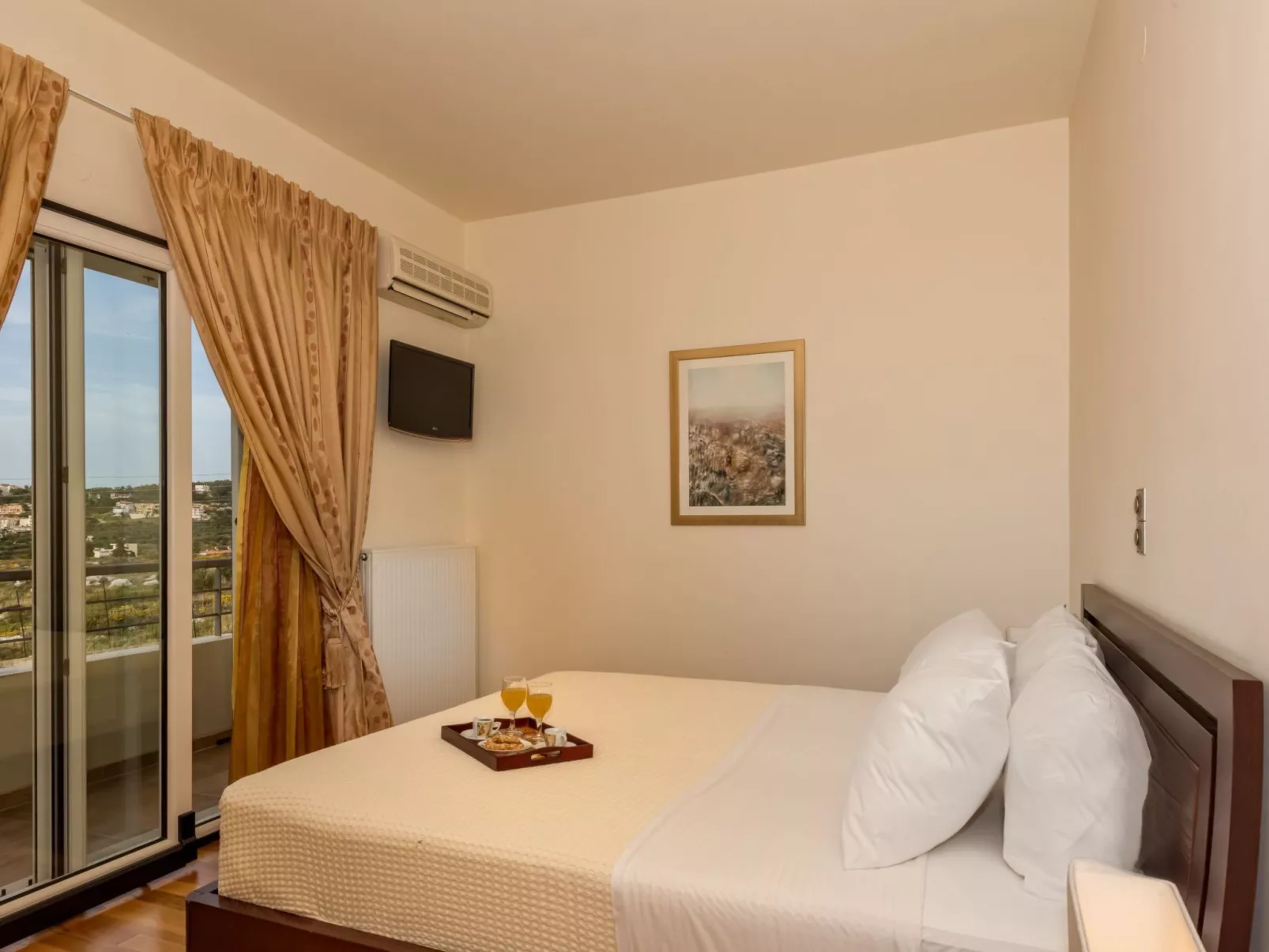 Karmilos Hill Villa - absolute Privatsphäre-Binnen