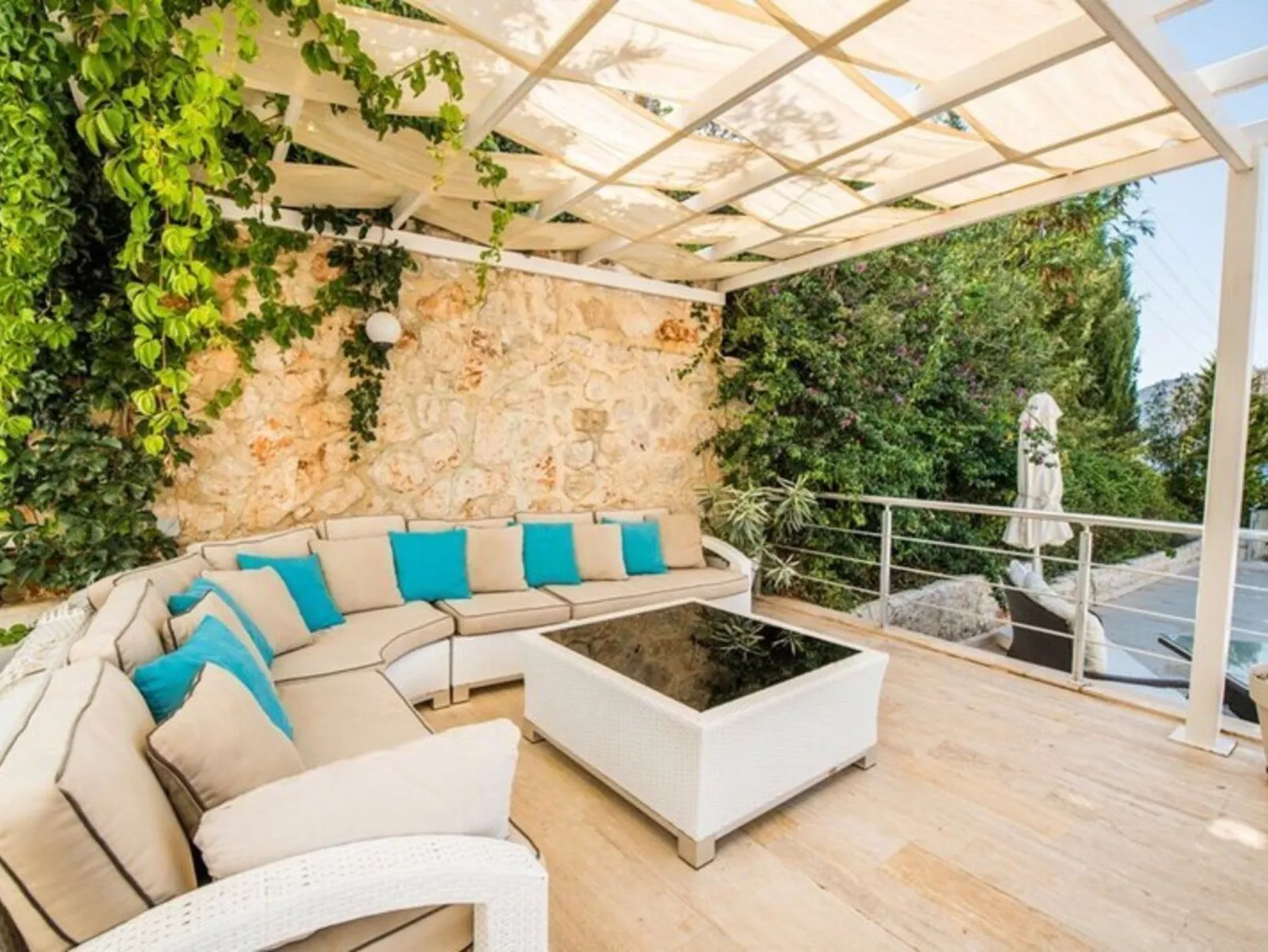 6 Personen nähe Strand