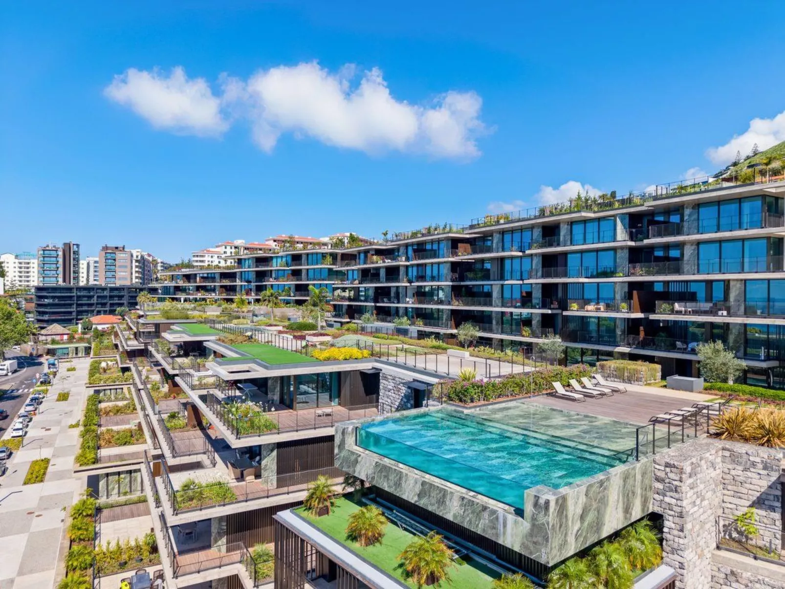 RJS Savoy Monumentalis-Buiten