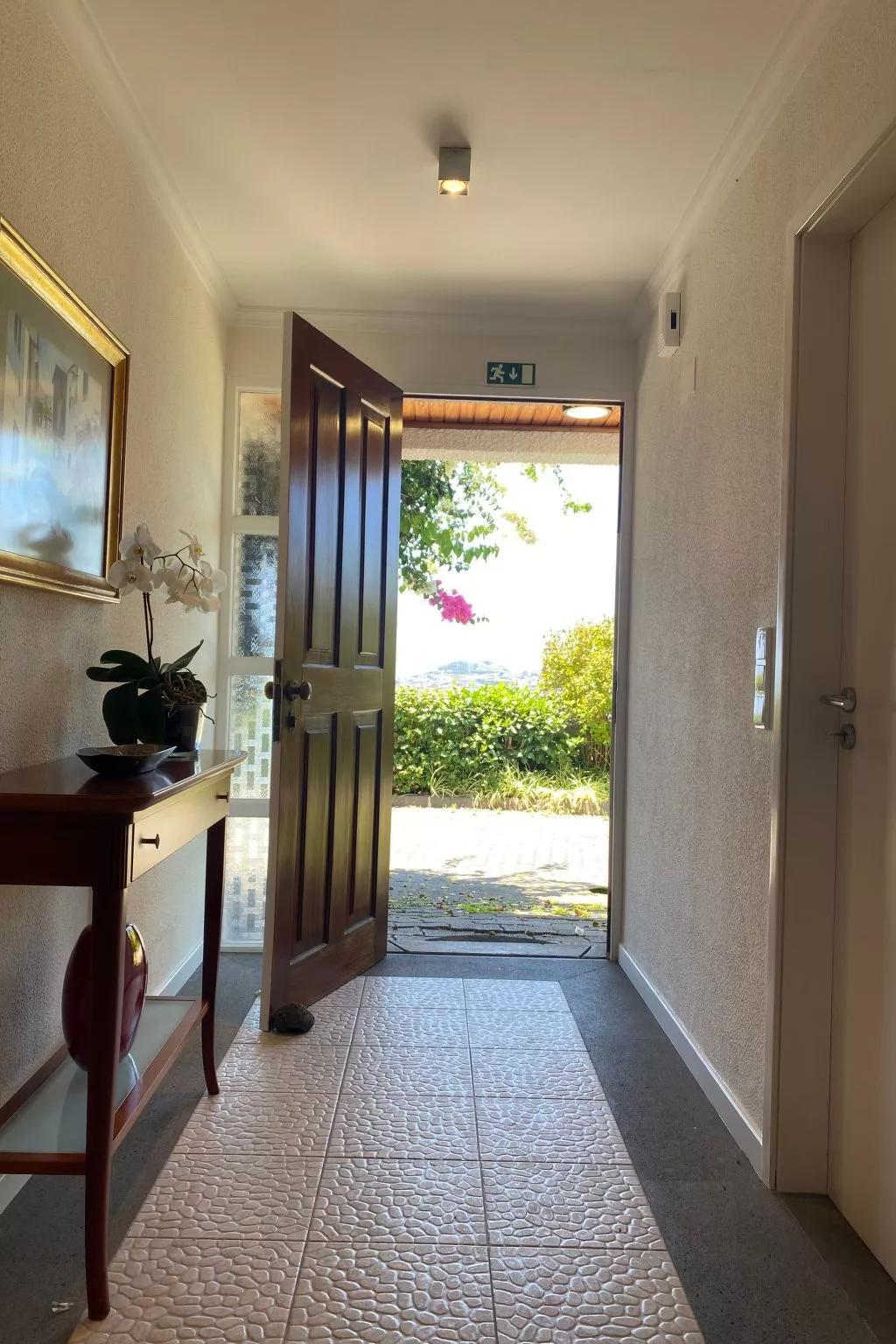 Ideales Familienhaus mit freiem Stadt- und Meerblick