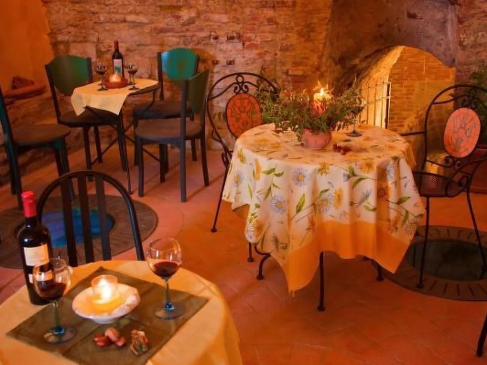 Appartement in Palaia mit Großem Garten-Binnen