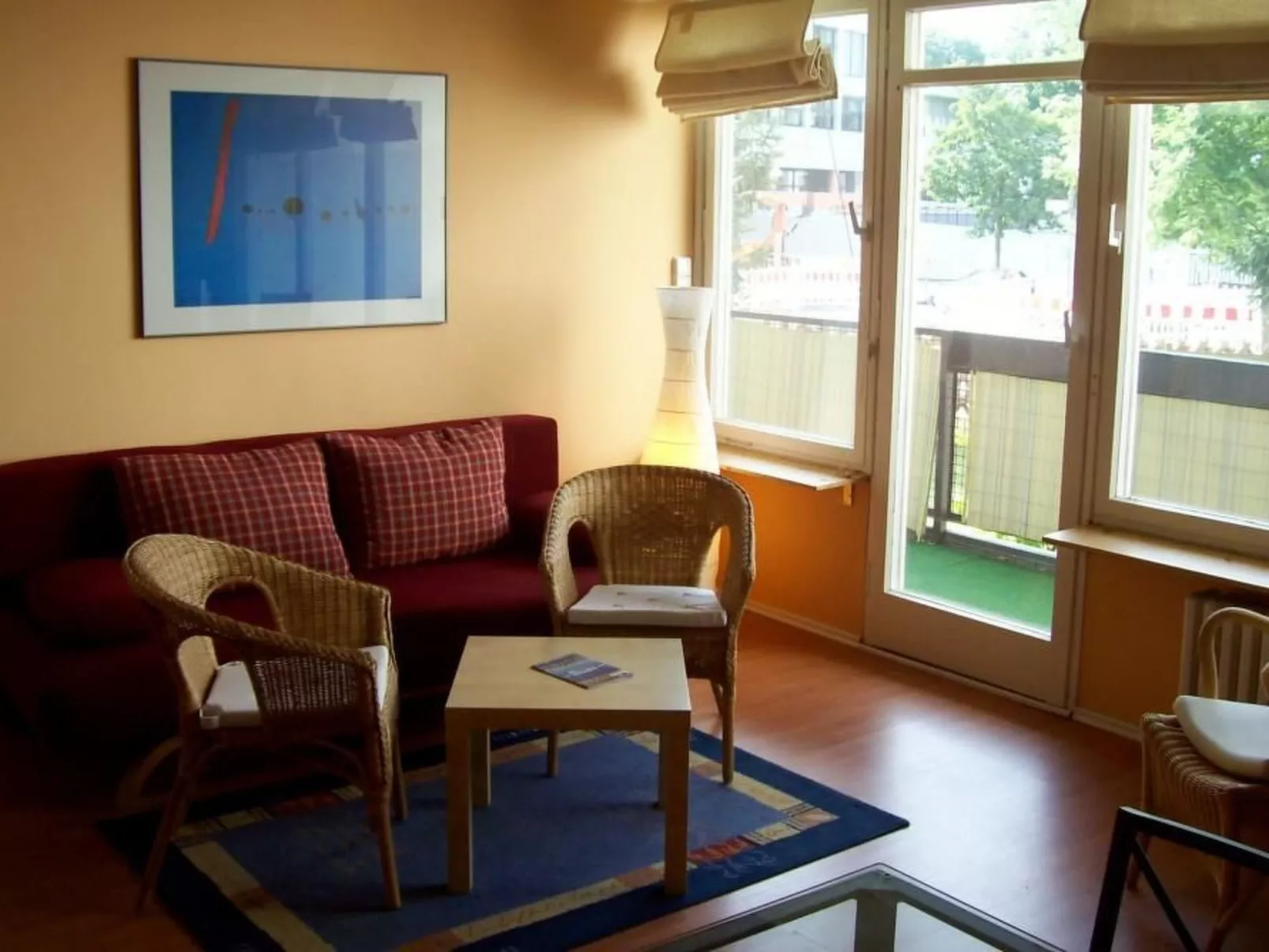 Stylische Ferienwohnung mit Südbalkon in Messenähe