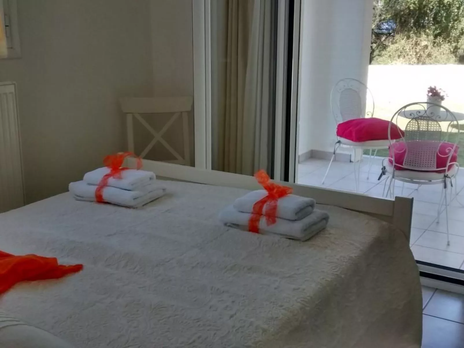 Ferienvilla mit Garten, Grill und Terrasse-Binnen