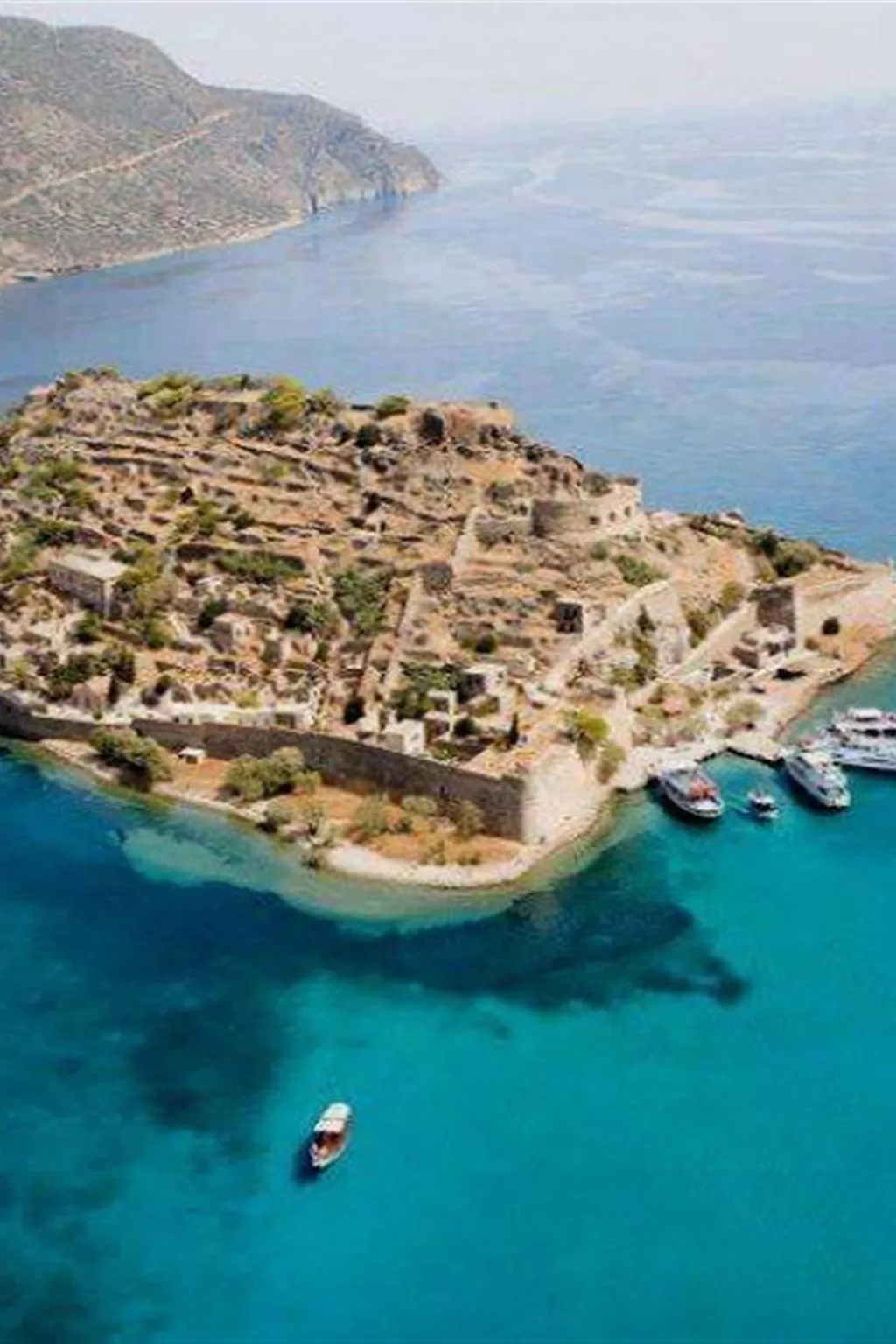 Leonidas Traditionelles kretisches Haus mit Meerblick