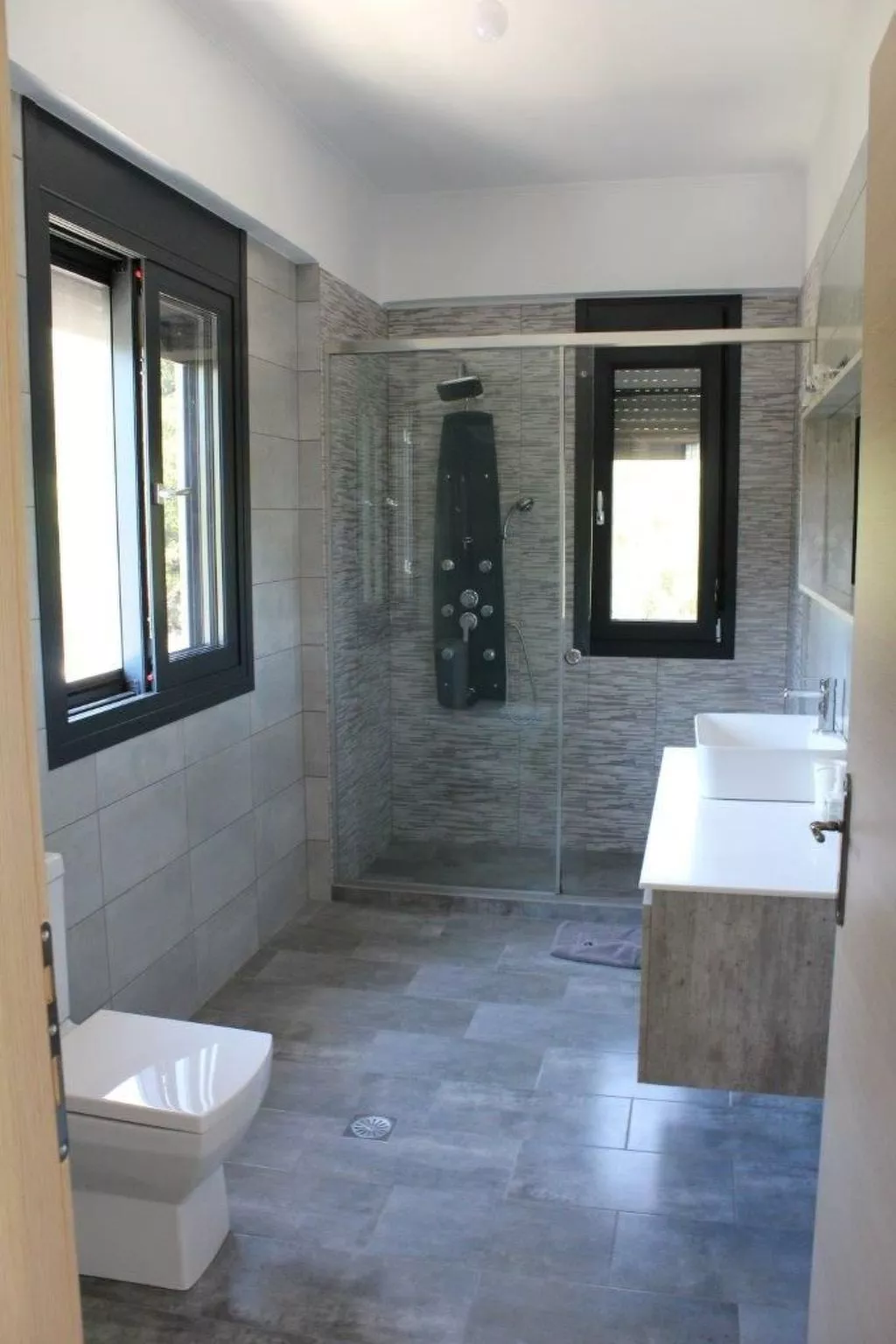 Ferienvilla "Maura" mit Infinity-Pool-Buiten