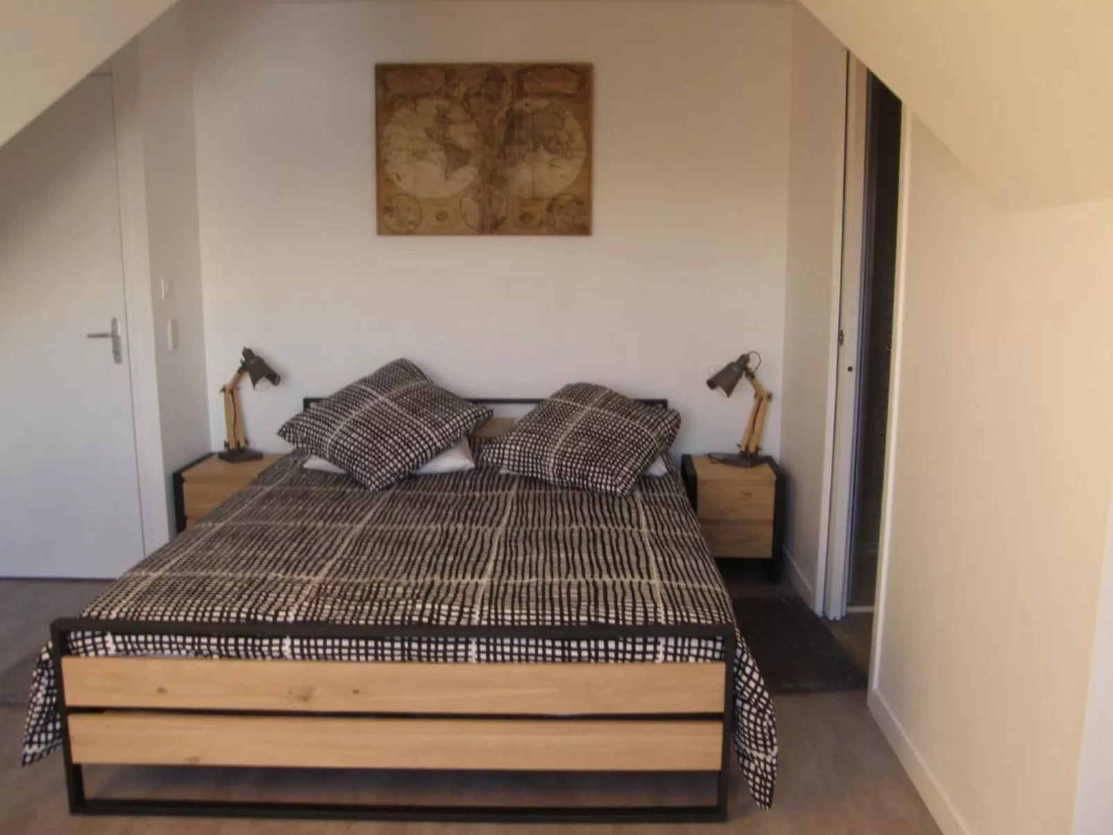 "Tromeal Lasalle" blick auf das Meer. Mit 4 Sternen klassifiziert-Image-tags.info