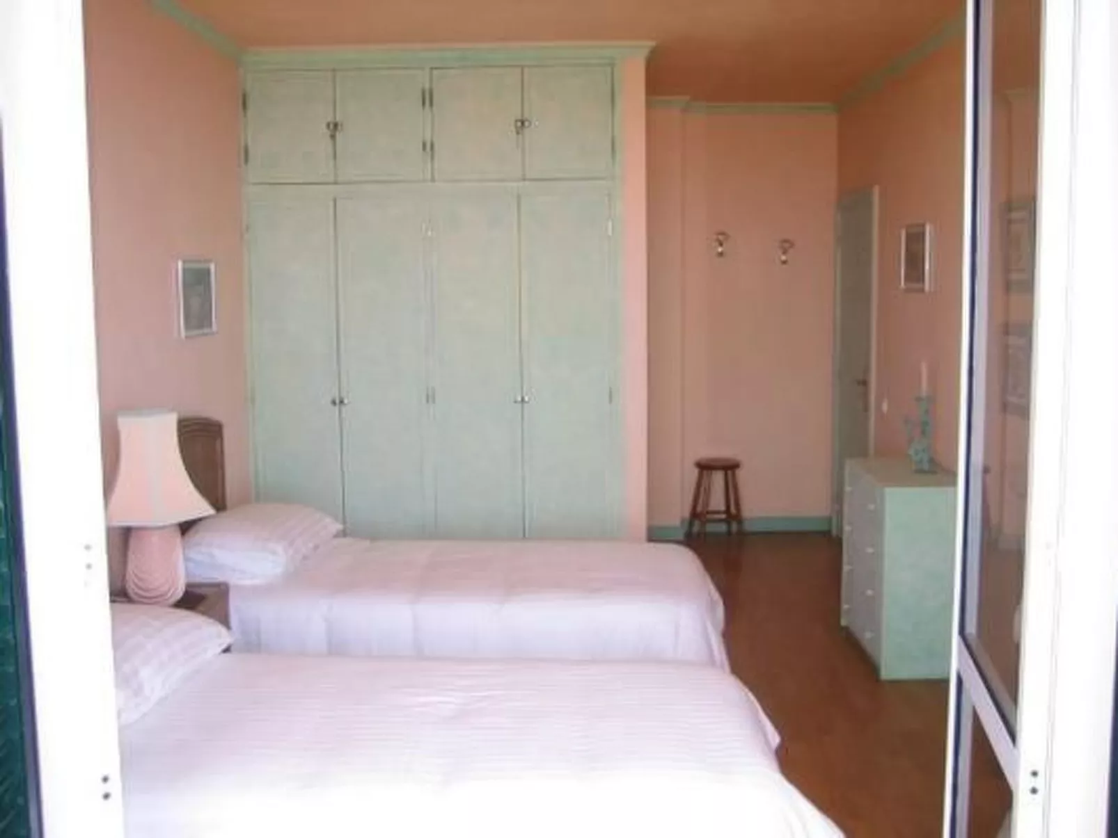 Geräumige Wohnung mit Panoramablick-Image-tags.info