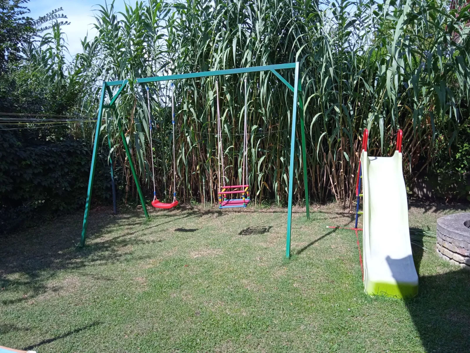 Schönes Appartement-Buiten