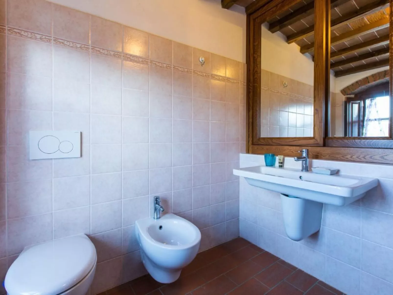 Wohnung mit Garten, Grill und Terrasse