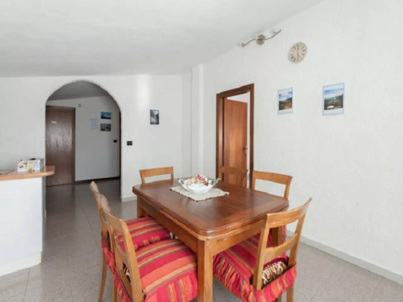 Ferienzimmer in Tolasudolsa Zimmer Frühstück