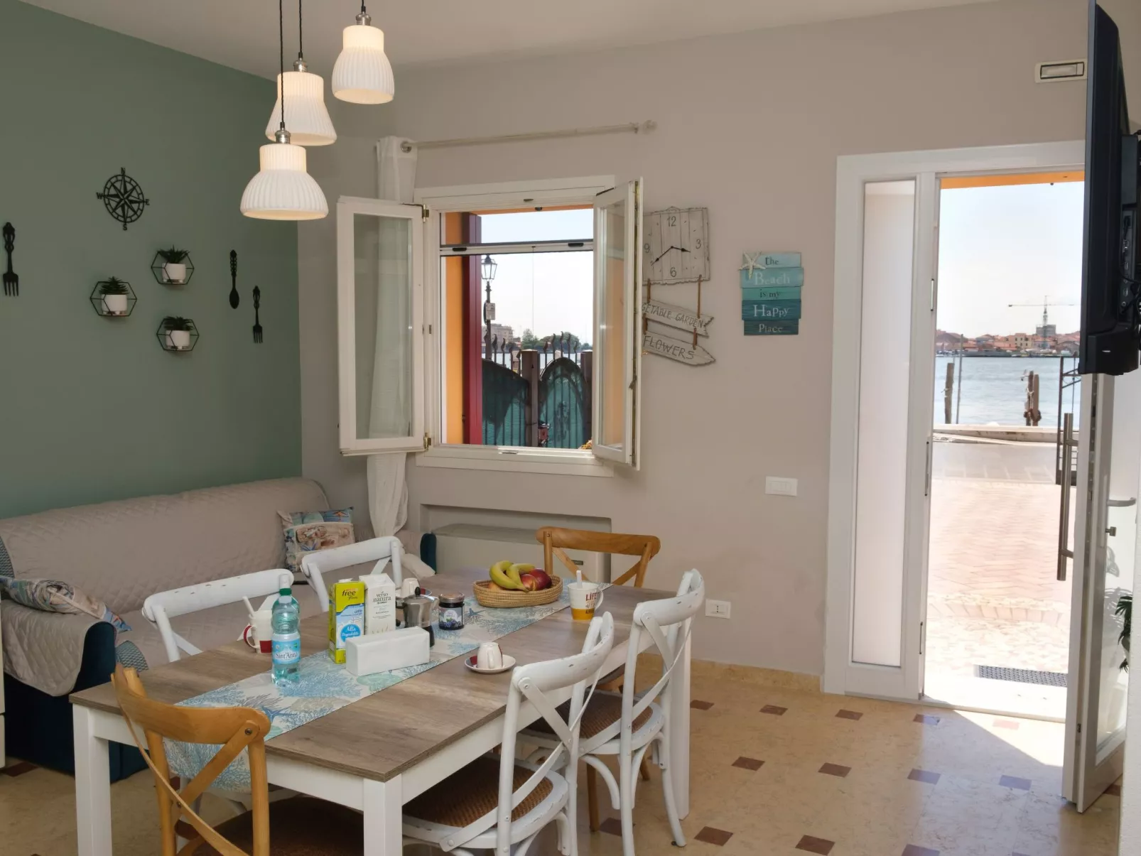 Wohnung mit Meerblick-Image-tags.info