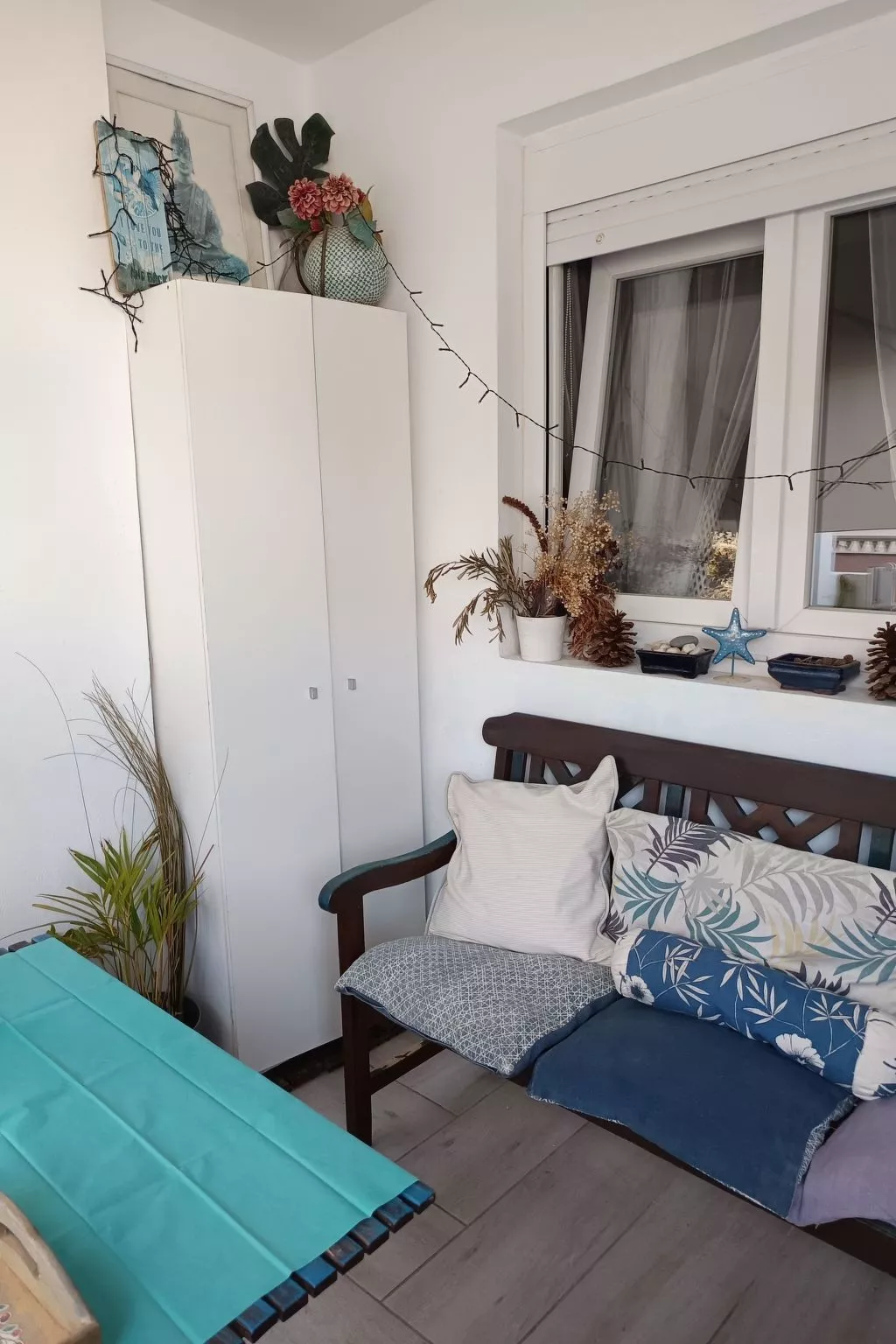 Appartement mit Balkon in einem Komplex mit Gemeinschaftspool am Meer-Binnen