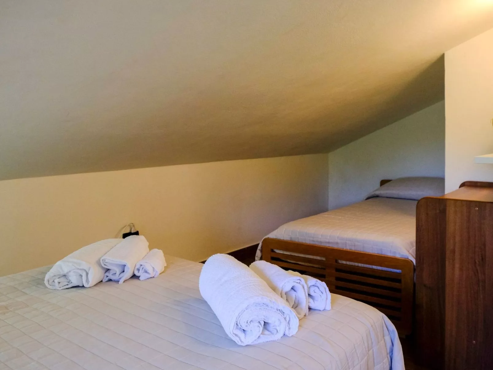 "Carta Fashion" mit eigenem Pool-Image-tags.info