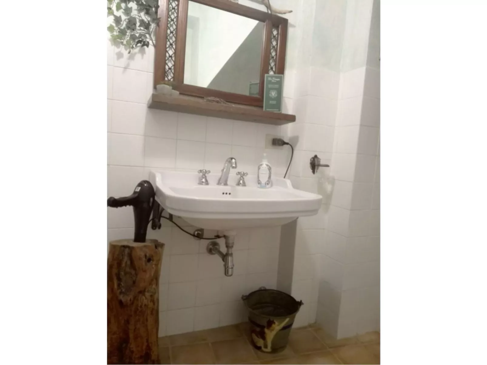 Wunderschöne Villa dei Feaci mit Pool-Binnen