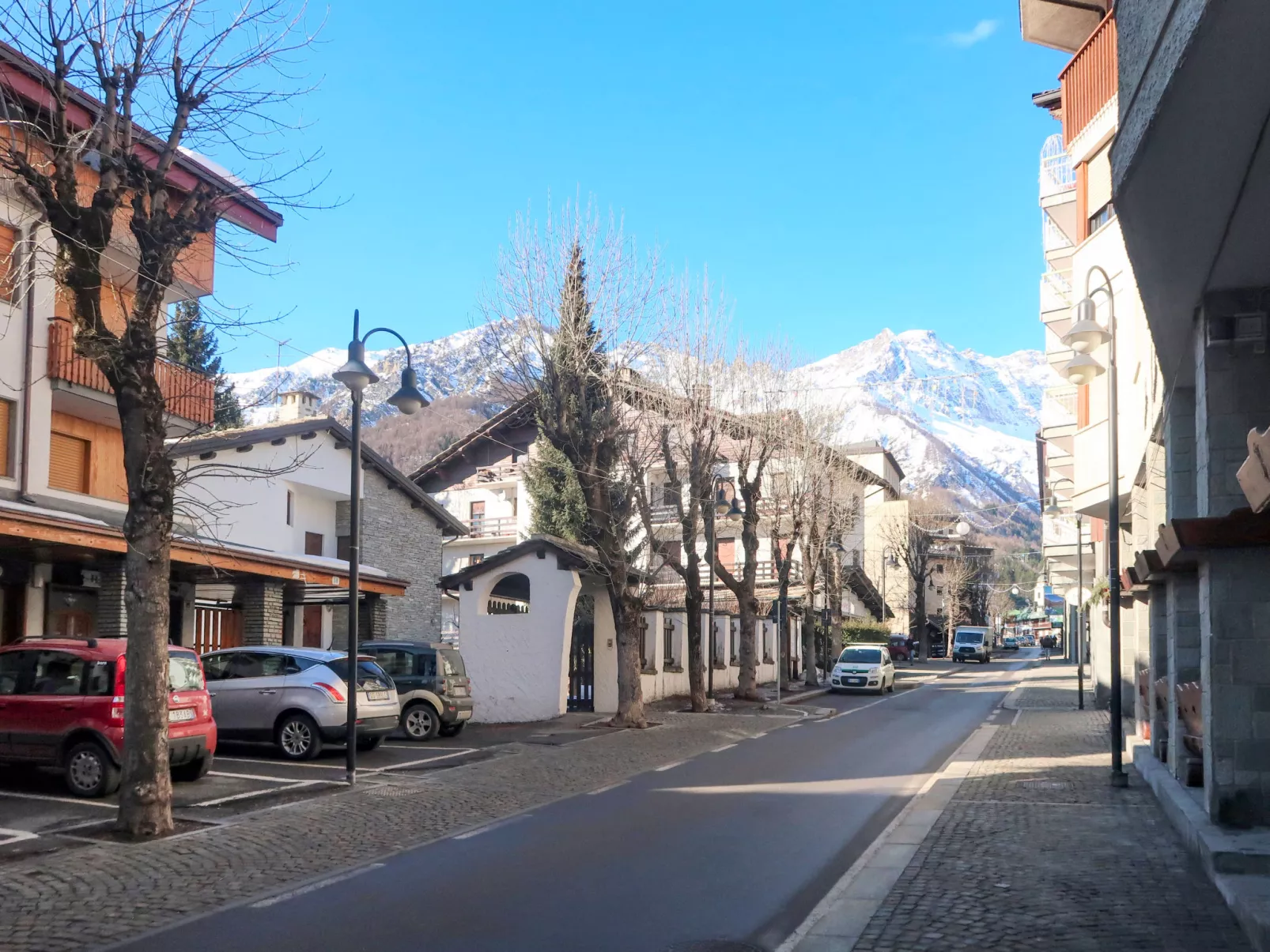Mit Bergblick-Omgeving