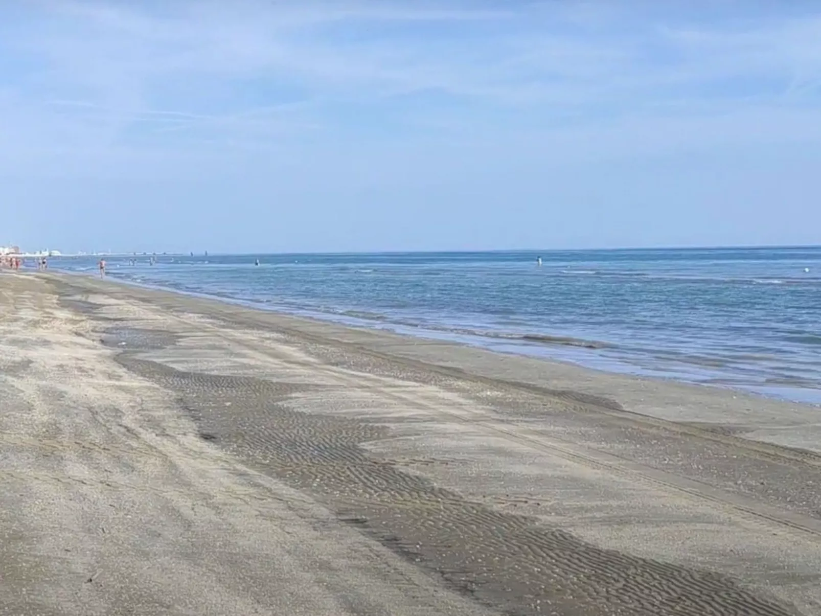 Onda su onda von Holiday World-Buiten