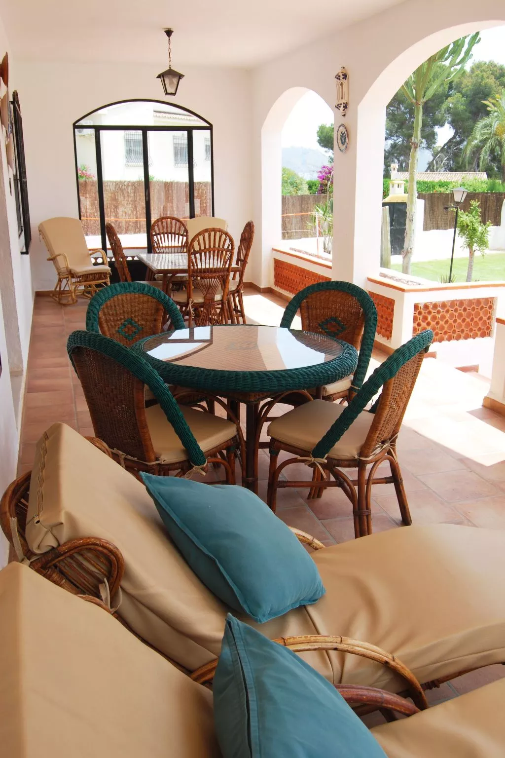 Ferienvilla, Seeblick, privater Pool und Parkplatz-Image-tags.info