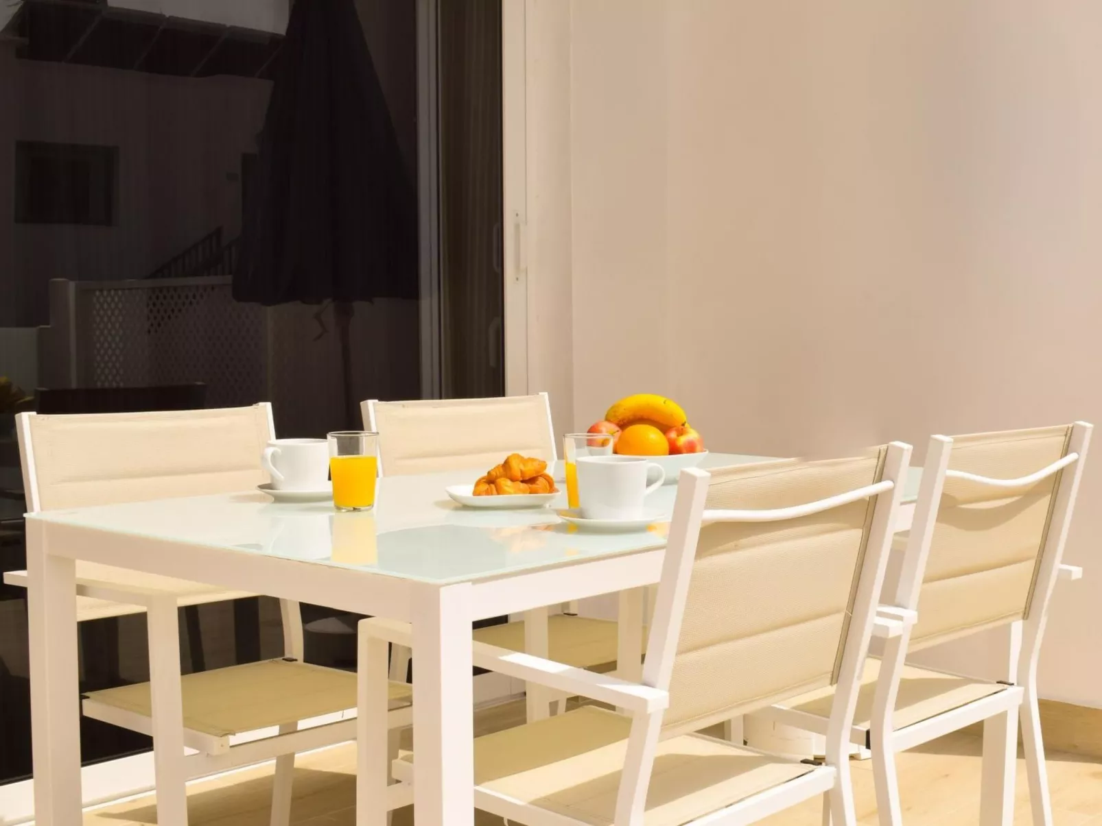 Apartamento con terraza