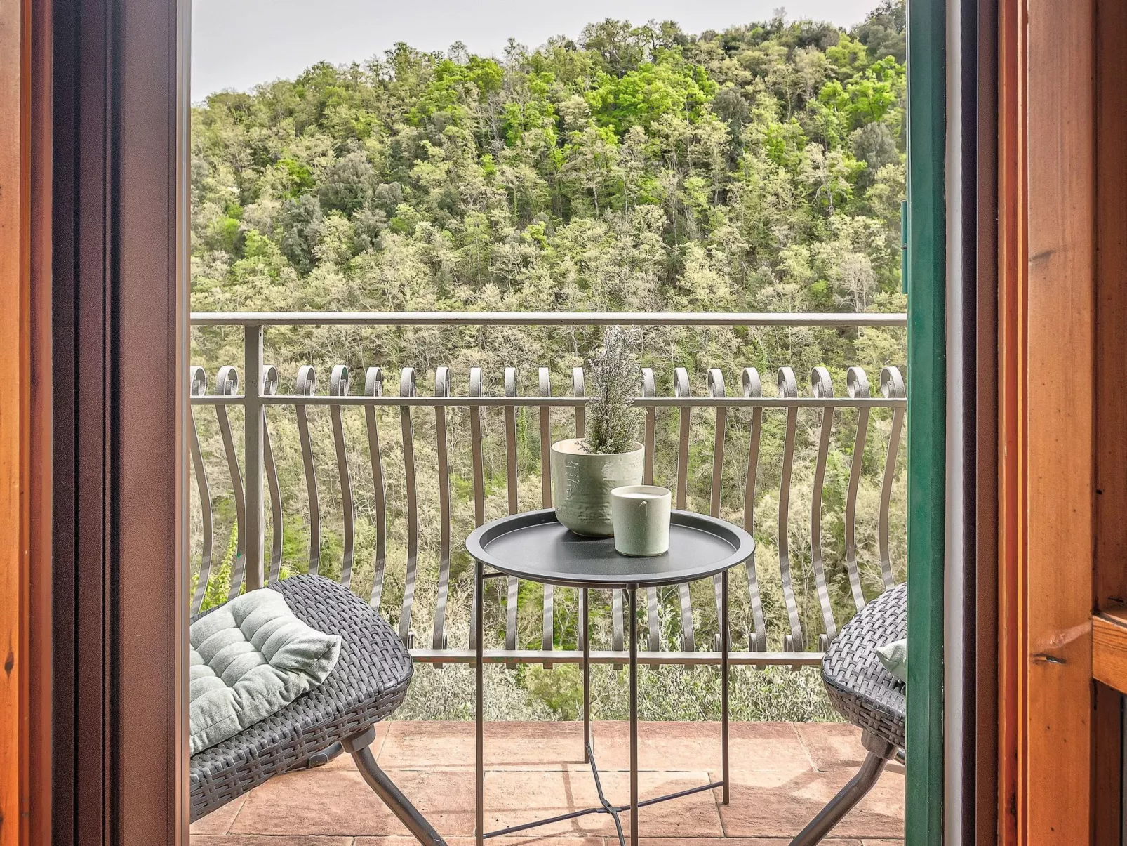 Charmante toskanische Wohnung mit Balkon und Blick.