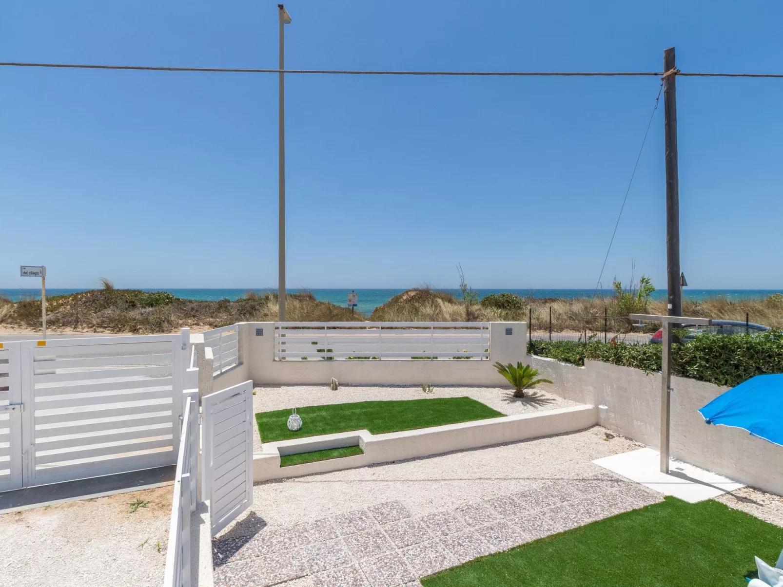 Oneiro, Unterkunft am Strand mit großer Terrasse