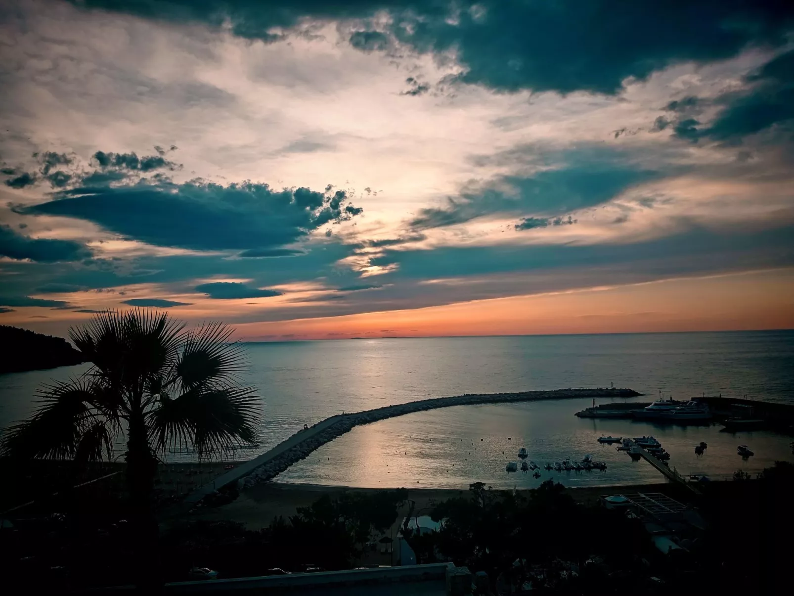 Zwei-Zimmer-Wohnung mit Meerblick