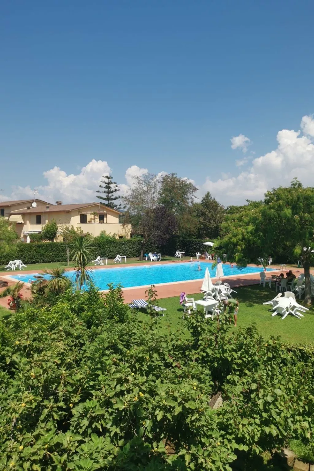 Cerveteri Loft Meer und Pool-Buiten