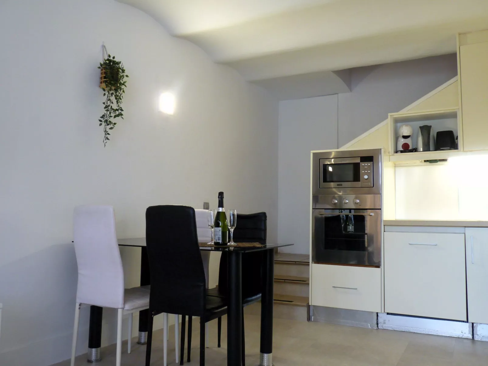 Drean on the Beach, erste Linie am Meer -Garten-Binnen