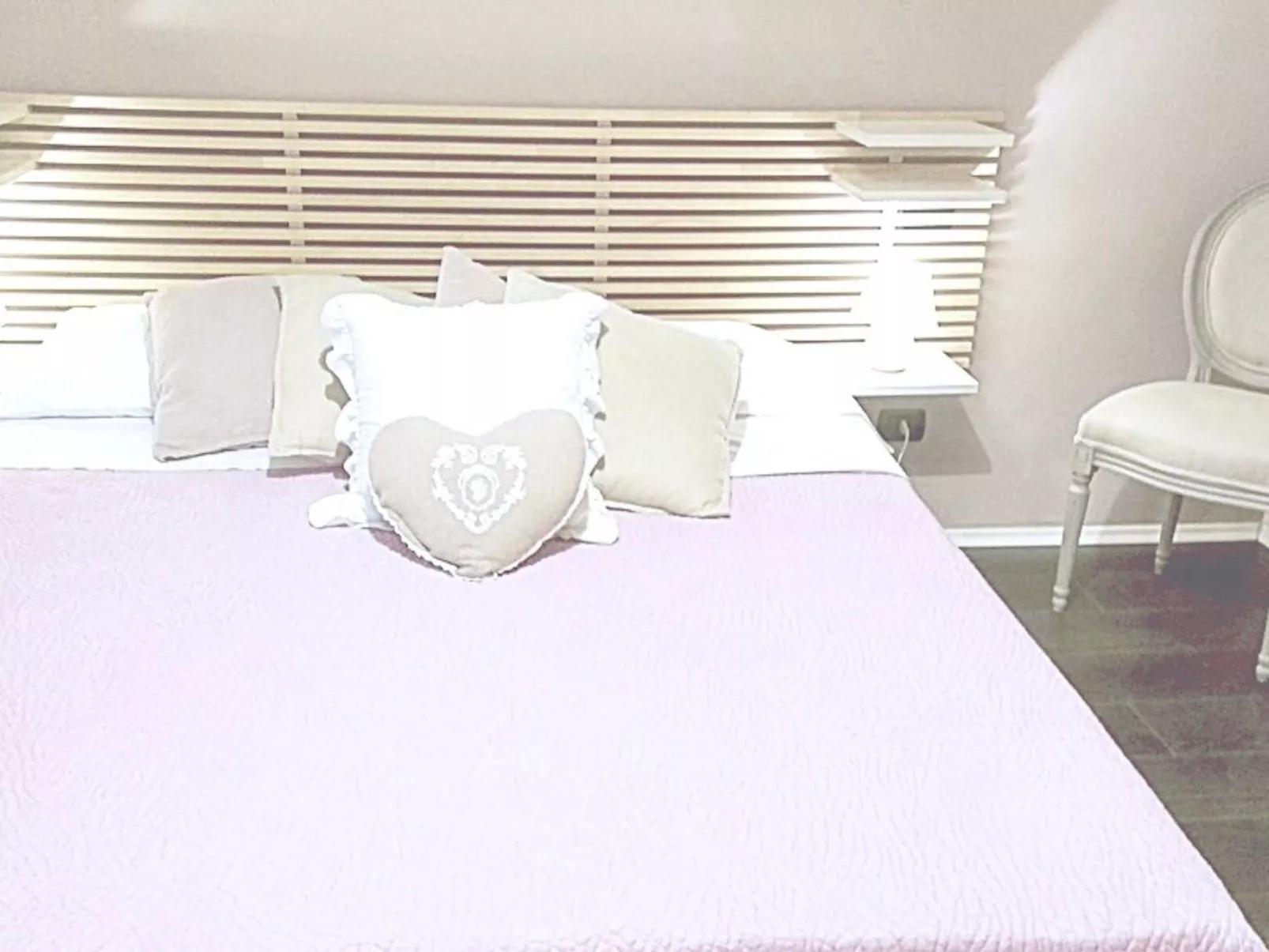 Wohnung mit privatem Garten in Villa