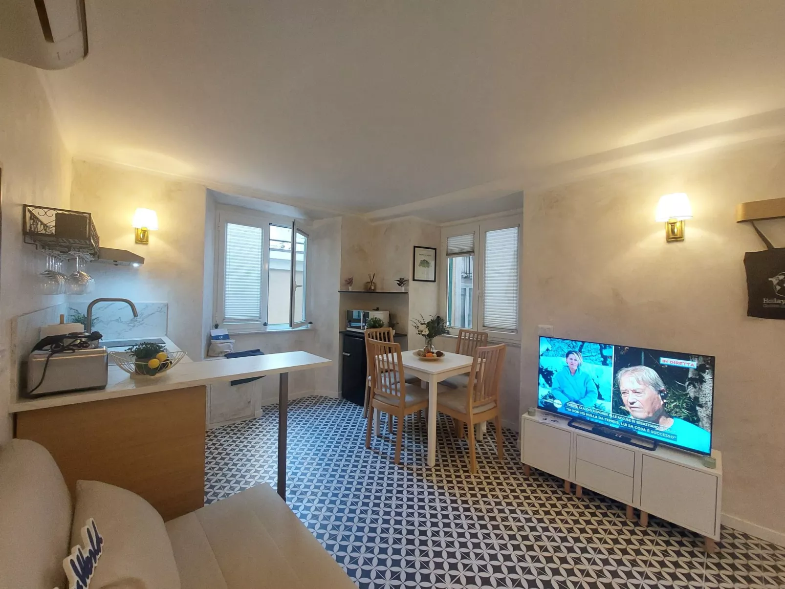 Edo's Lair von Holiday World