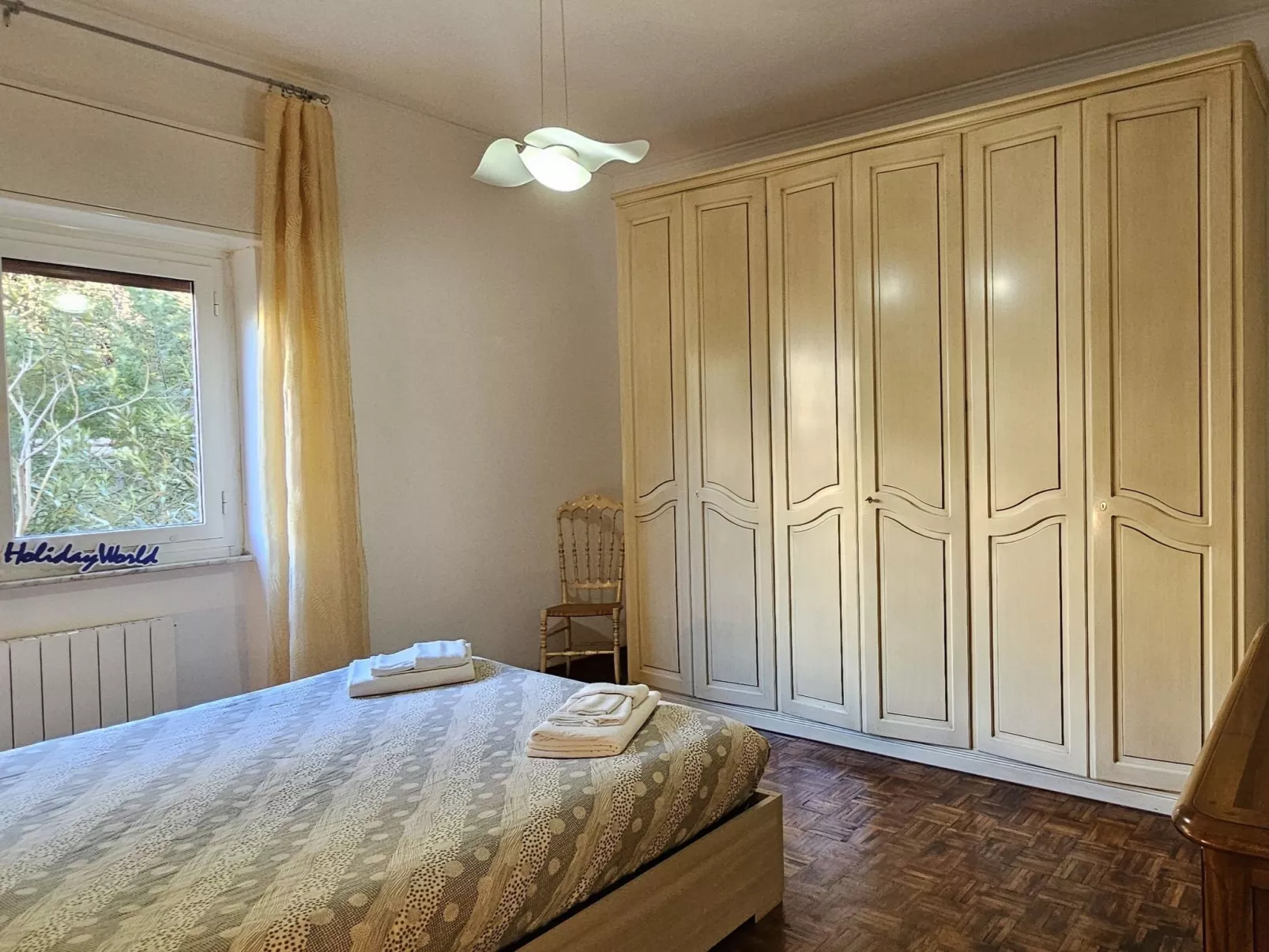 Oase des Friedens von Holiday World-Binnen