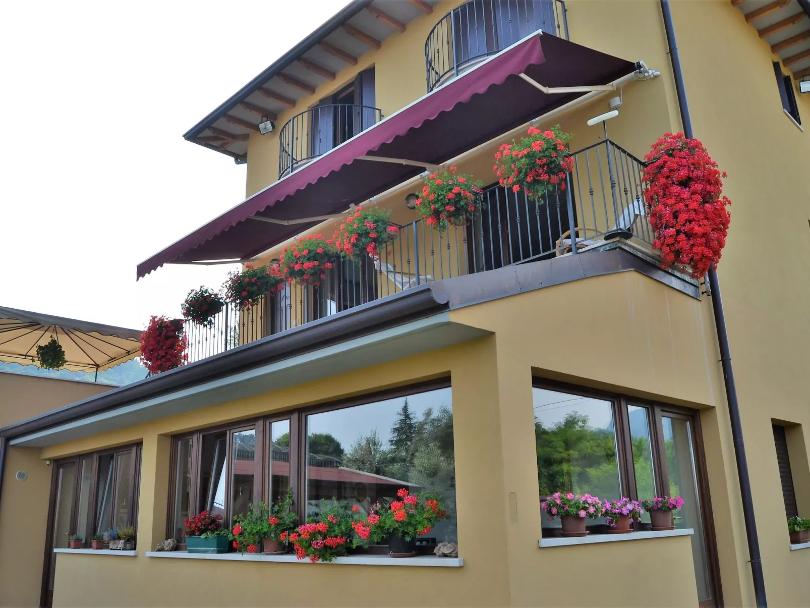 Appto. "Villa La Veranda" mit Garten und Pool-Buiten