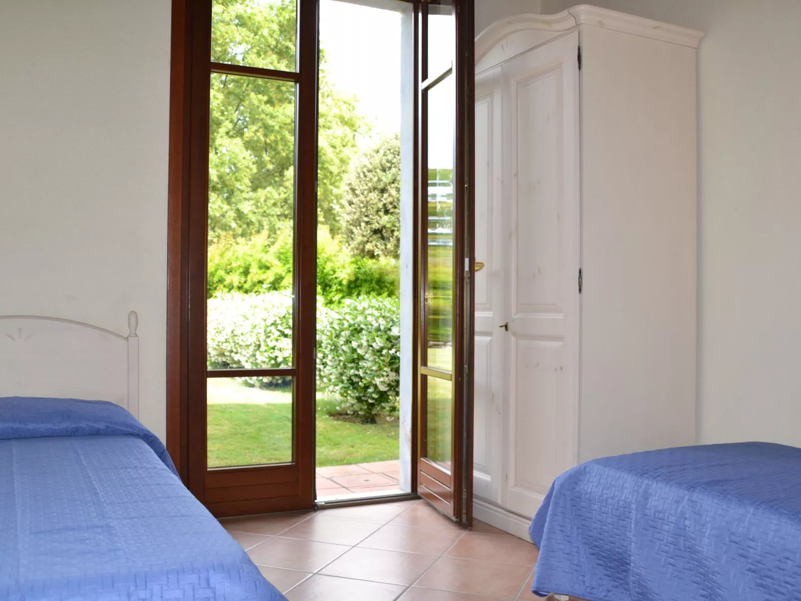 Wohnung mit Terrasse-Binnen