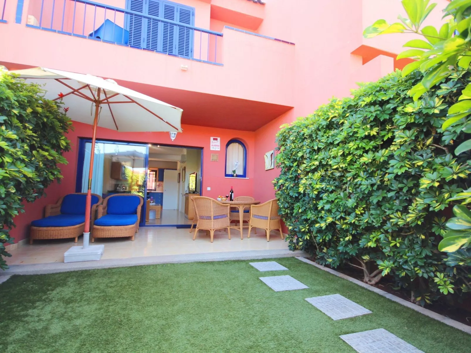 Wunderschönes Ferienhaus im Süden von Gran Canaria mit Garten und gemeinschaftl-Buiten