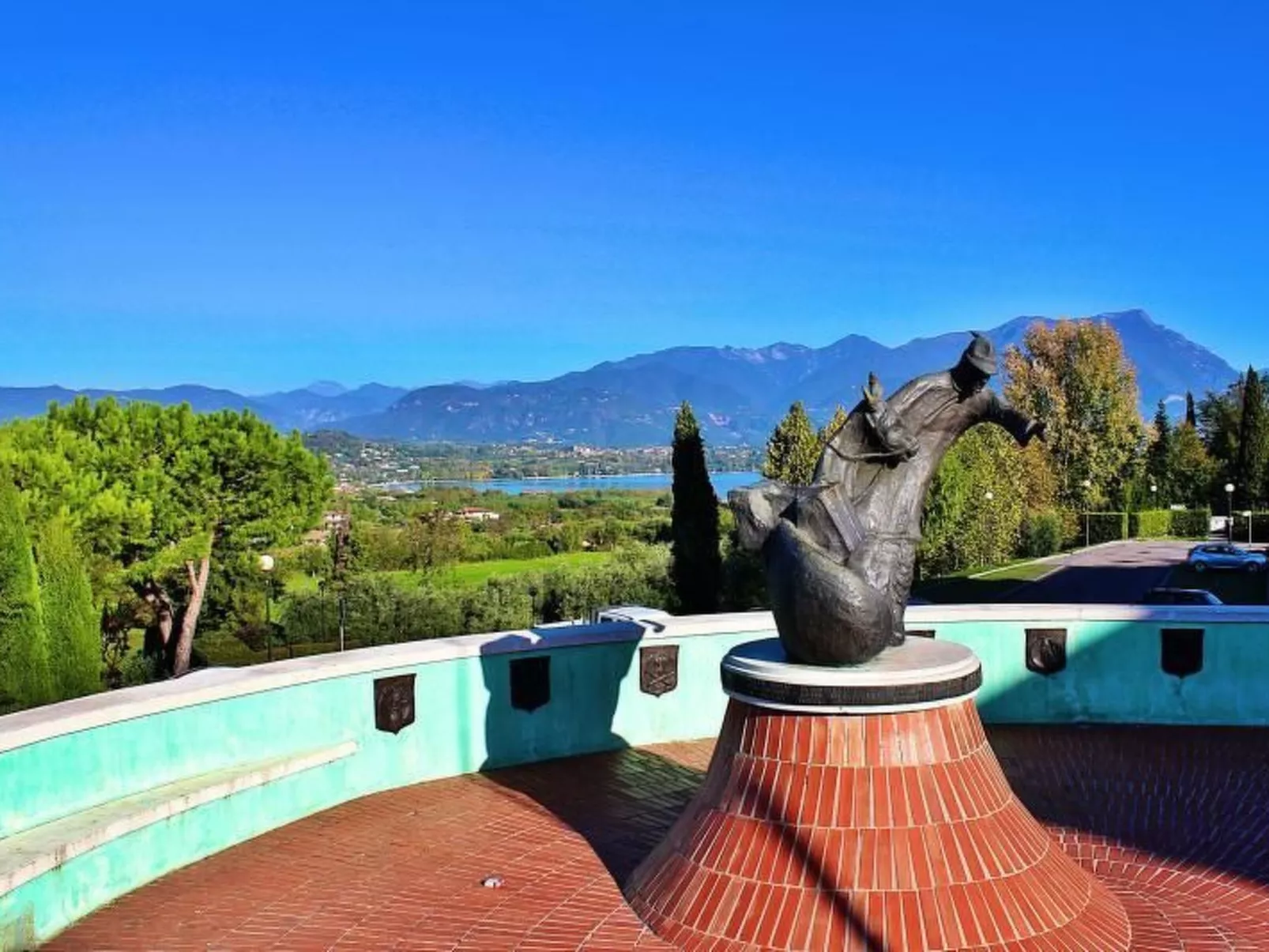Wohnung in Solarolo mit privatem Parkplatz-Buiten