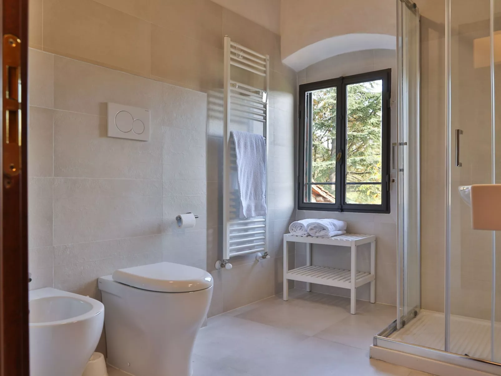 Große Wohnung mit 3 Schlafzimmern und 3 Bädern-Binnen