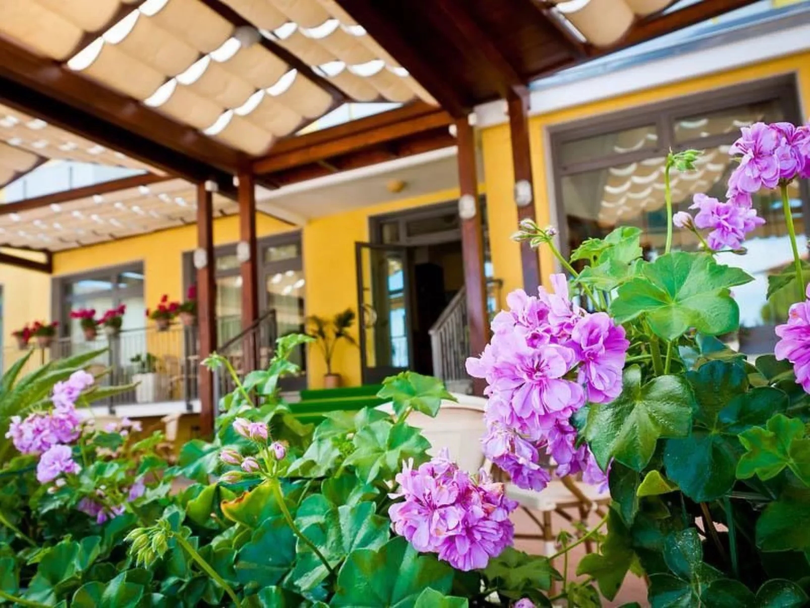 Wohnung für 5 Personen "Residence Milan"-Buiten