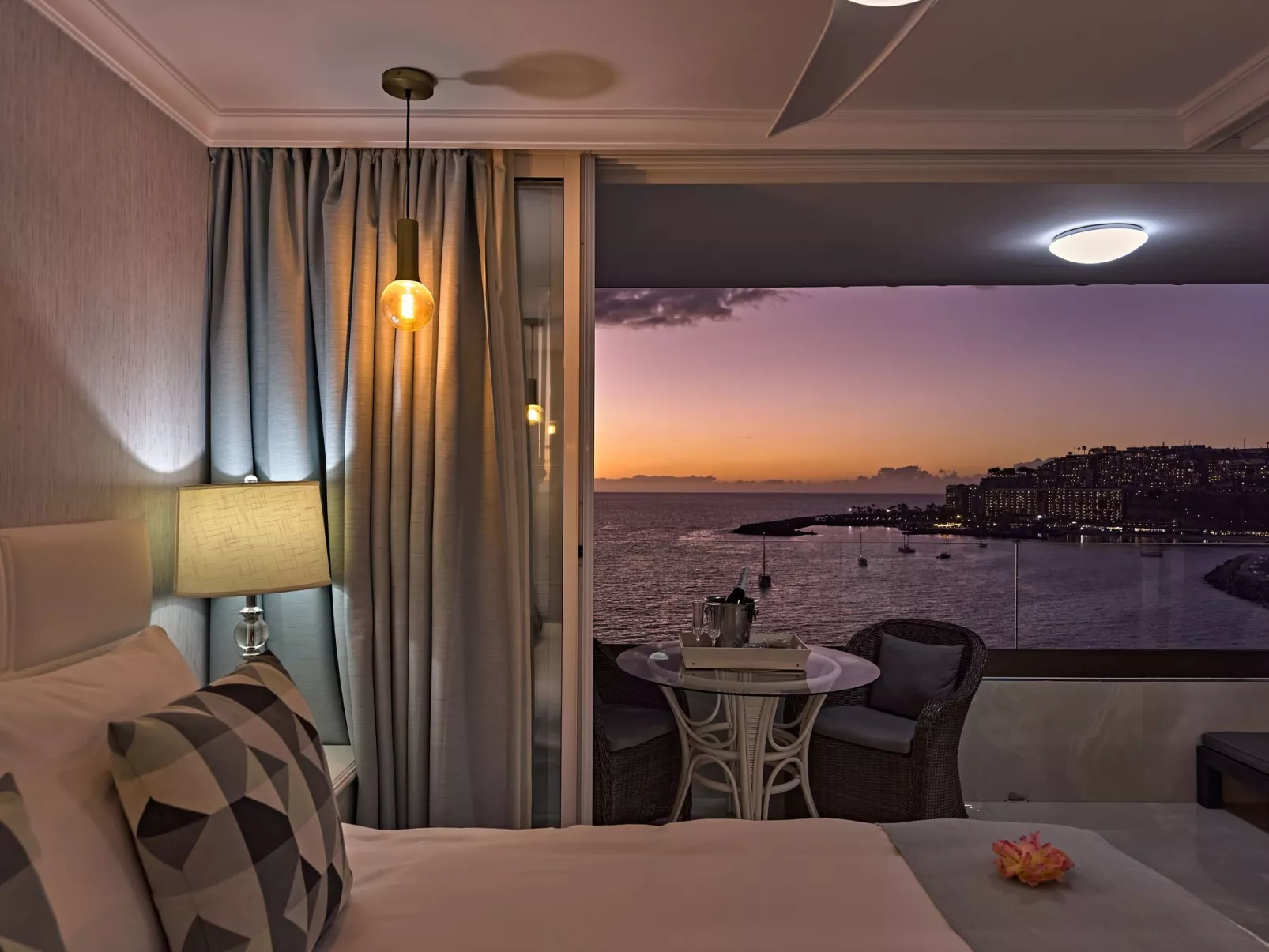 Seaside Serenity, Luxus mit einem Hauch von Gourmet-Binnen