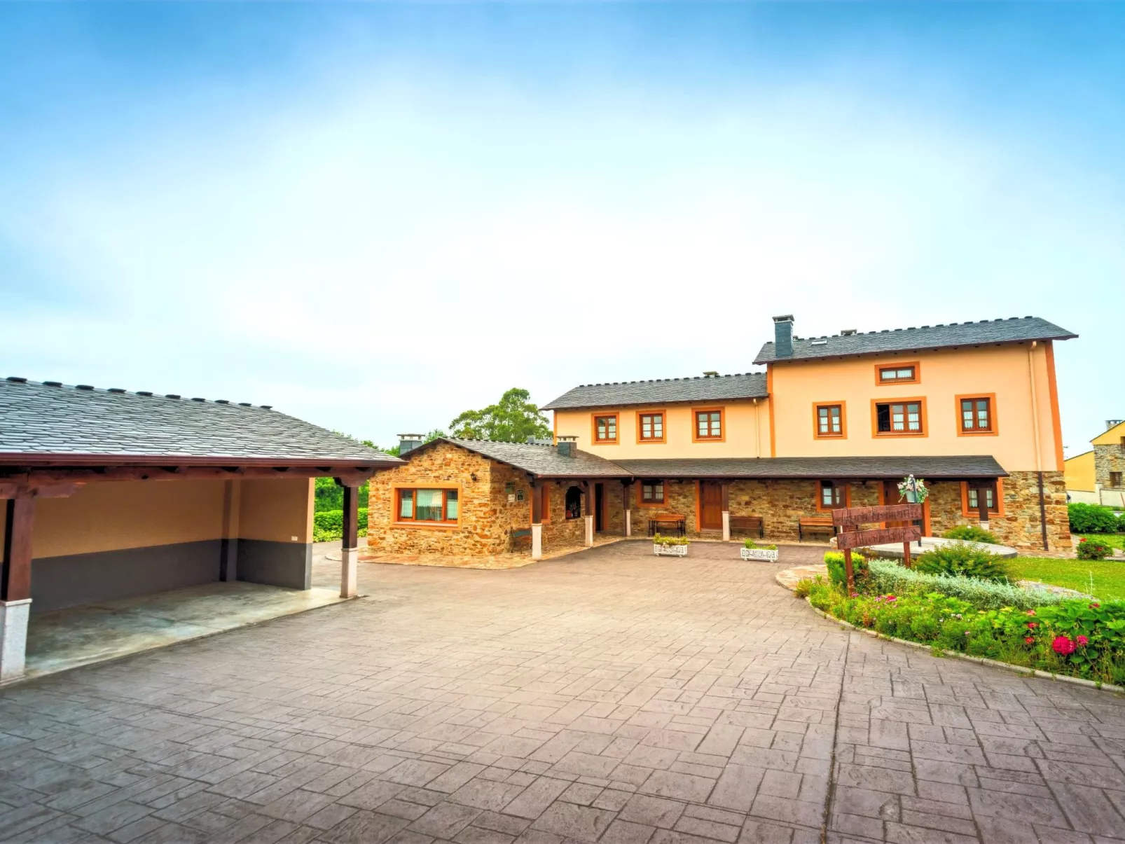 Ländlicher Bauernhof "Apartamentos Navalin 2"