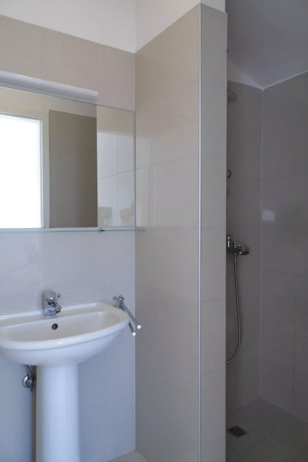 Mit Blick auf das Wasser-Binnen