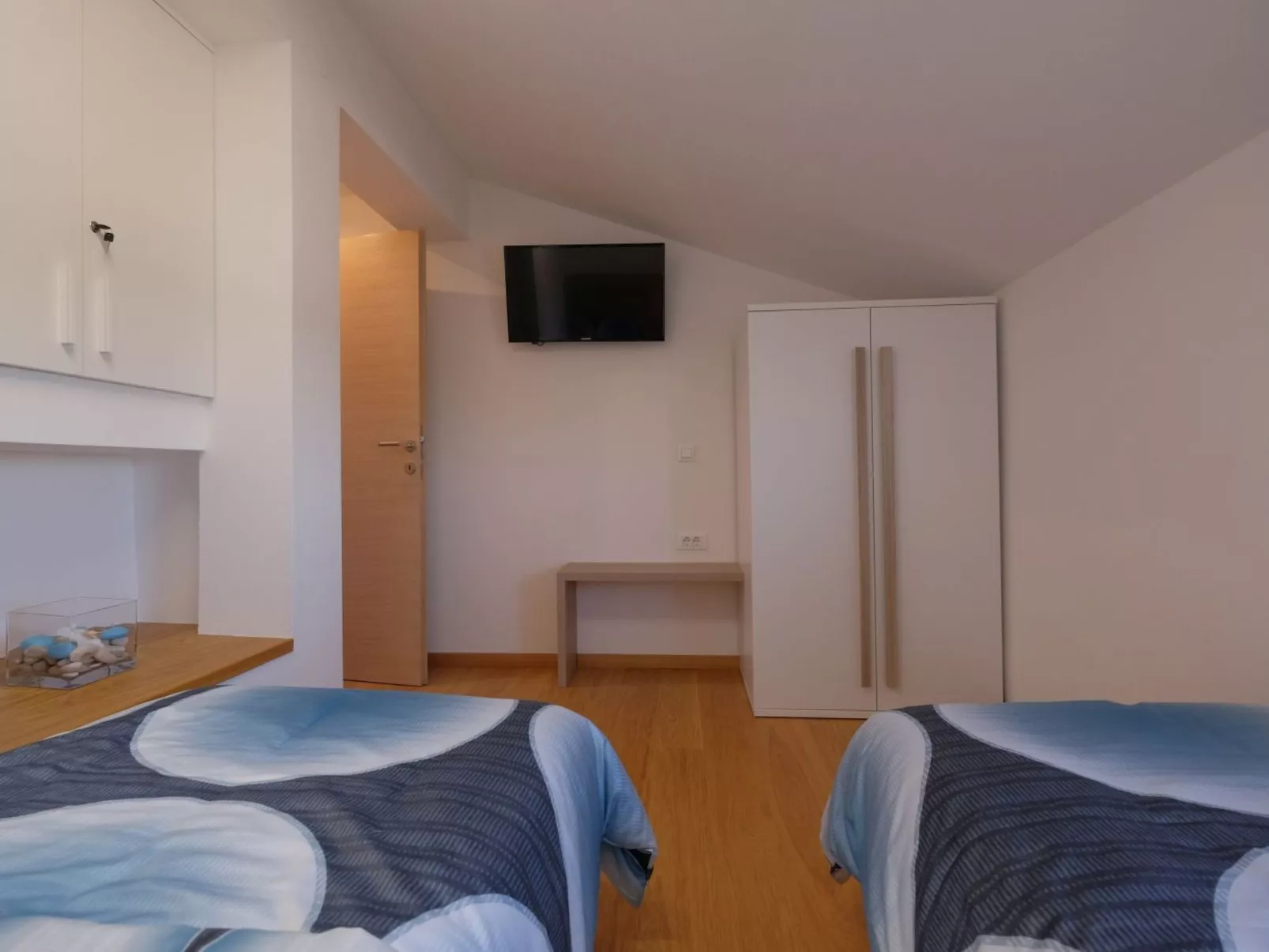 Nettes Ferienhaus in Pomer mit Privatem Pool-Binnen