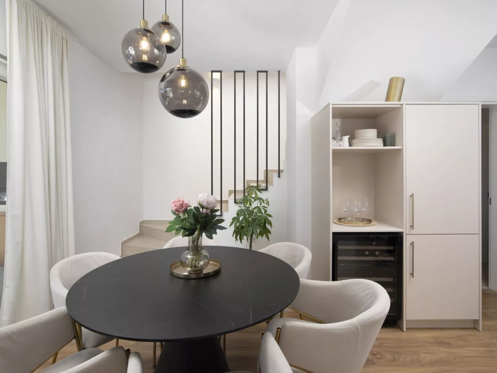 Villa Oasis mit beheiztem Pool, 700 m vom Meer entfernt-Image-tags.info