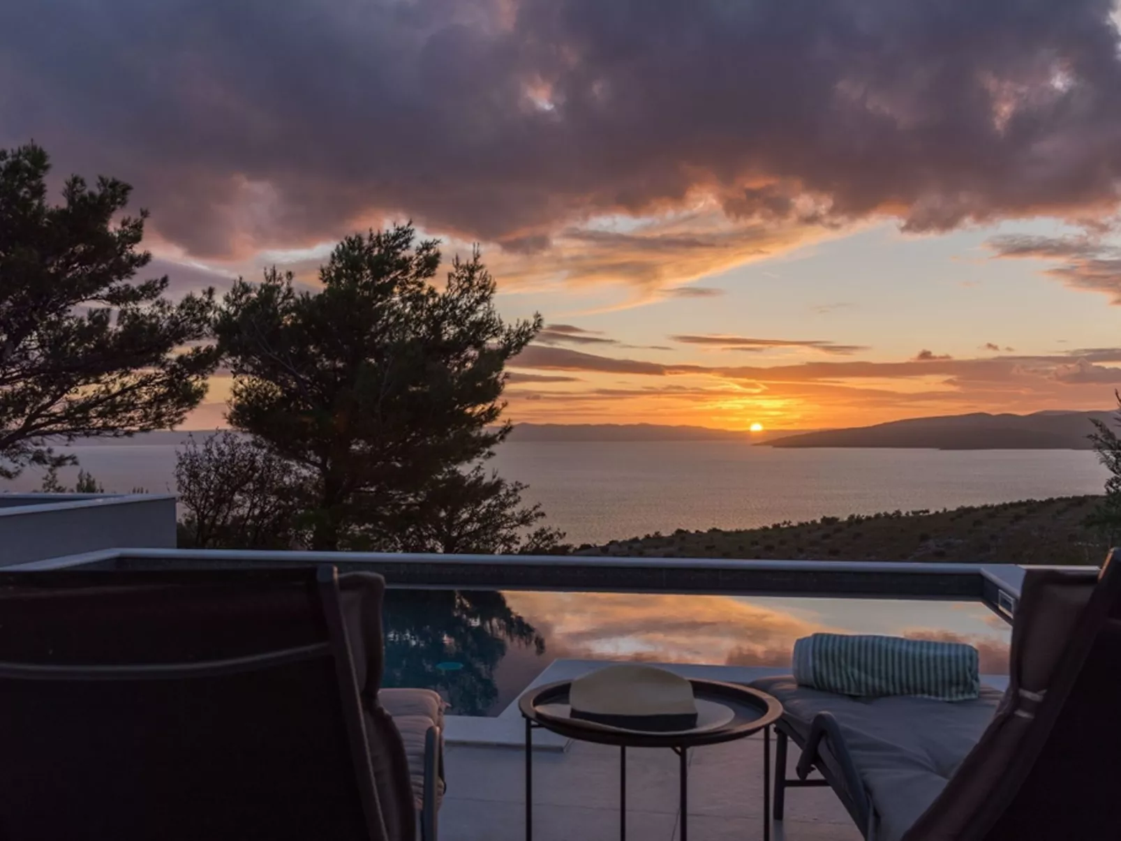 Villa Kuk mit beheiztem Pool-Buiten