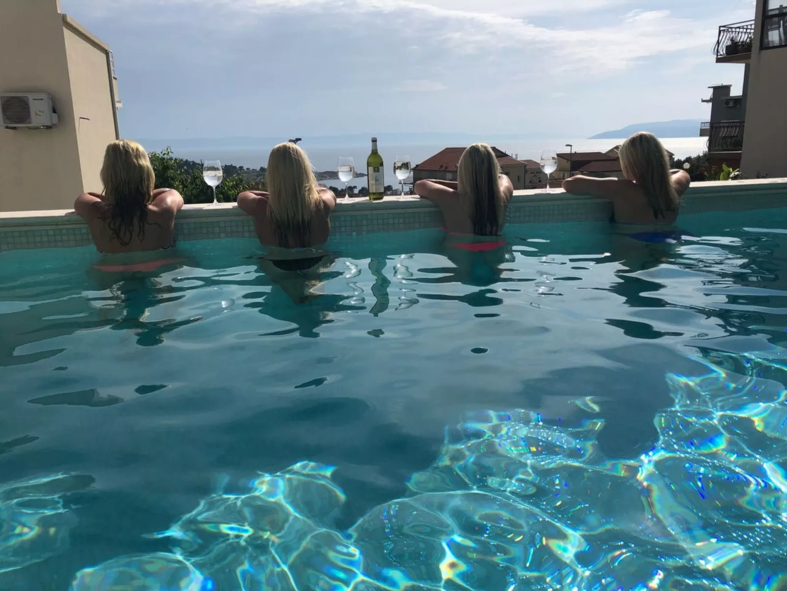 "Villa Palladium" mit Whirlpool-Buiten