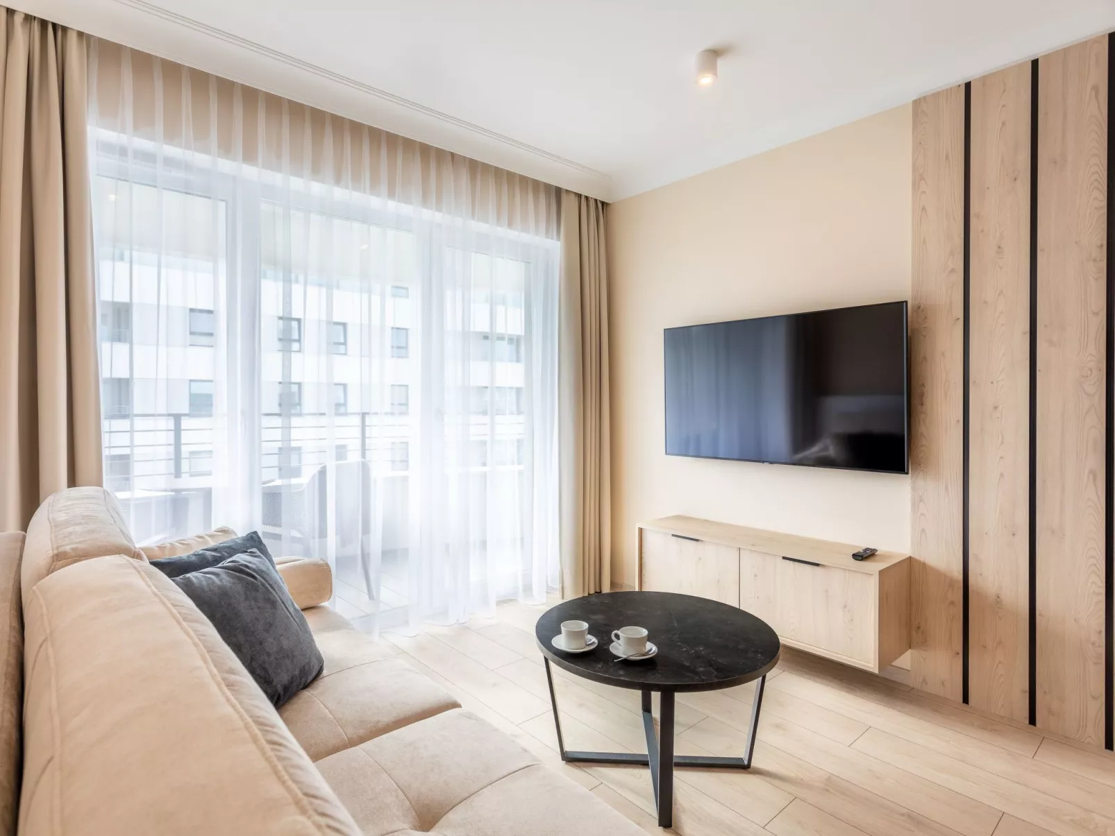 In den Sun Towers am Meer