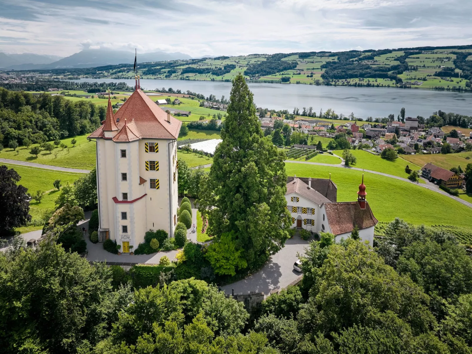 Schloss Heidegg