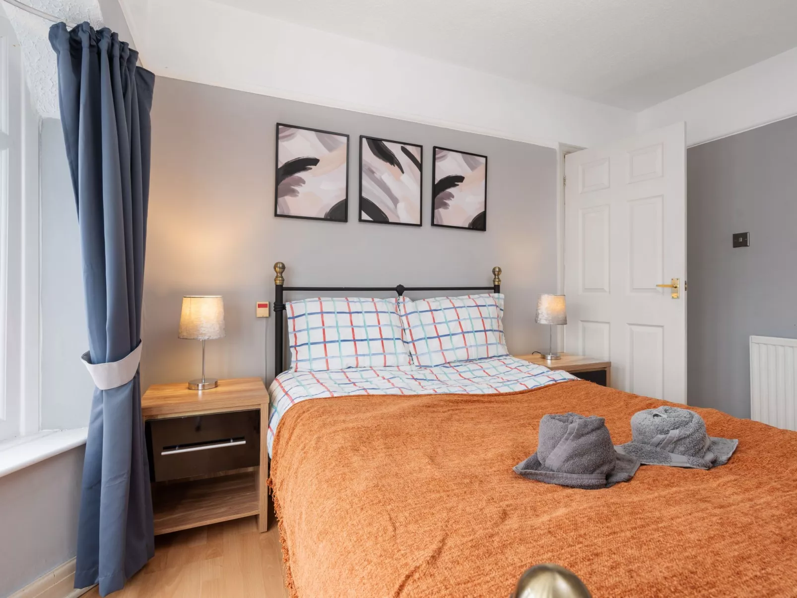 Kostenloses Parken Perfekt für lange monatliche Aufenthalte Für 6 Personen-Image-tags.info