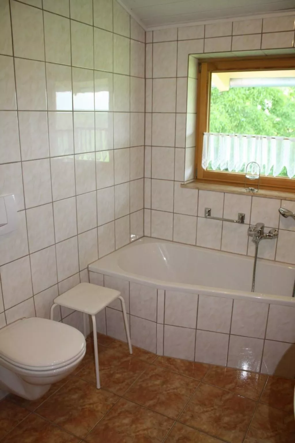 Große Wohnung mit Badewanne