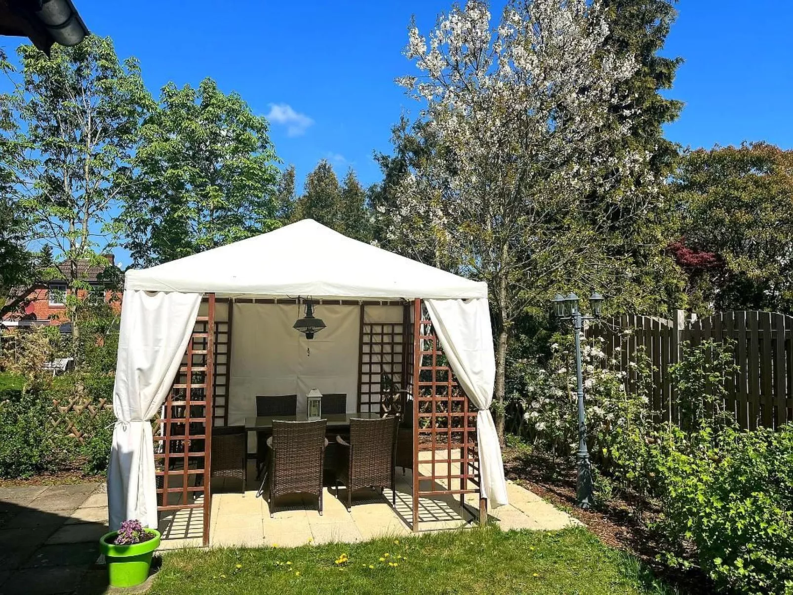 Appartement mit Garten, Grill und Terrasse-Image-tags.info